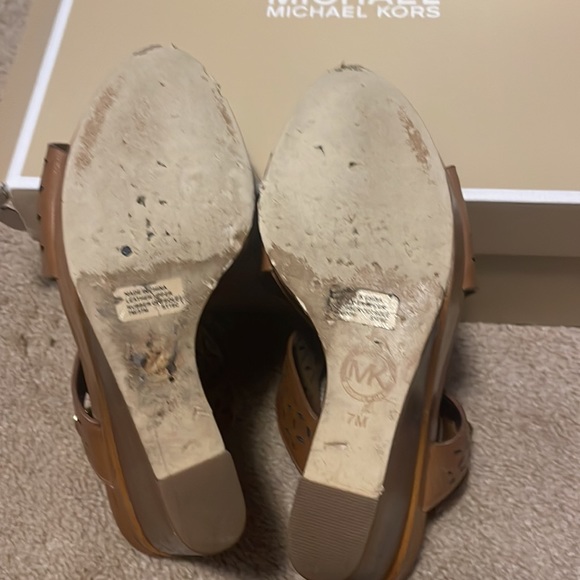 Michael Kors Wedges - Picture 3 of 6